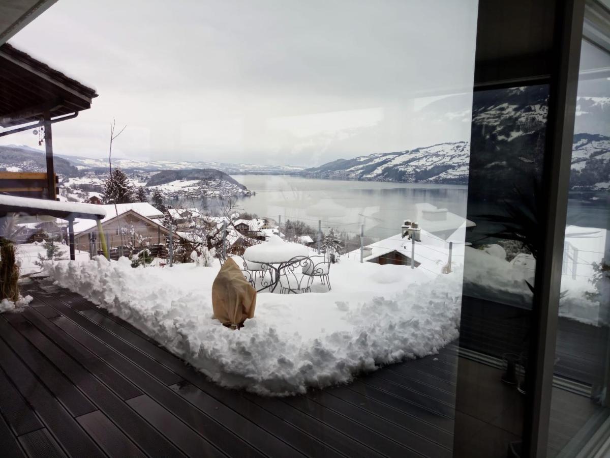 Moderne Unterkunft Mit Panoramablick Auf Thunersee Krattigen Exterior photo